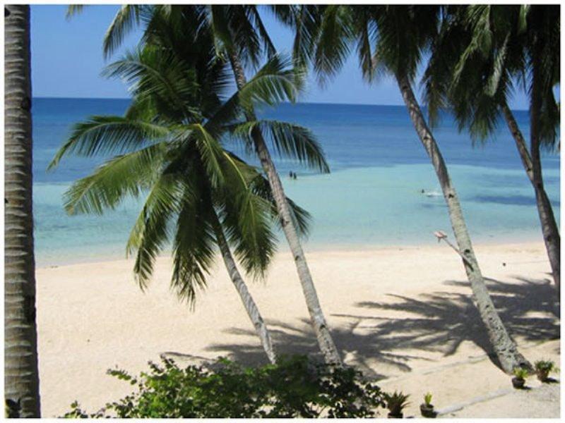 Durhan White Beach Resort Tabuelan Exterior photo